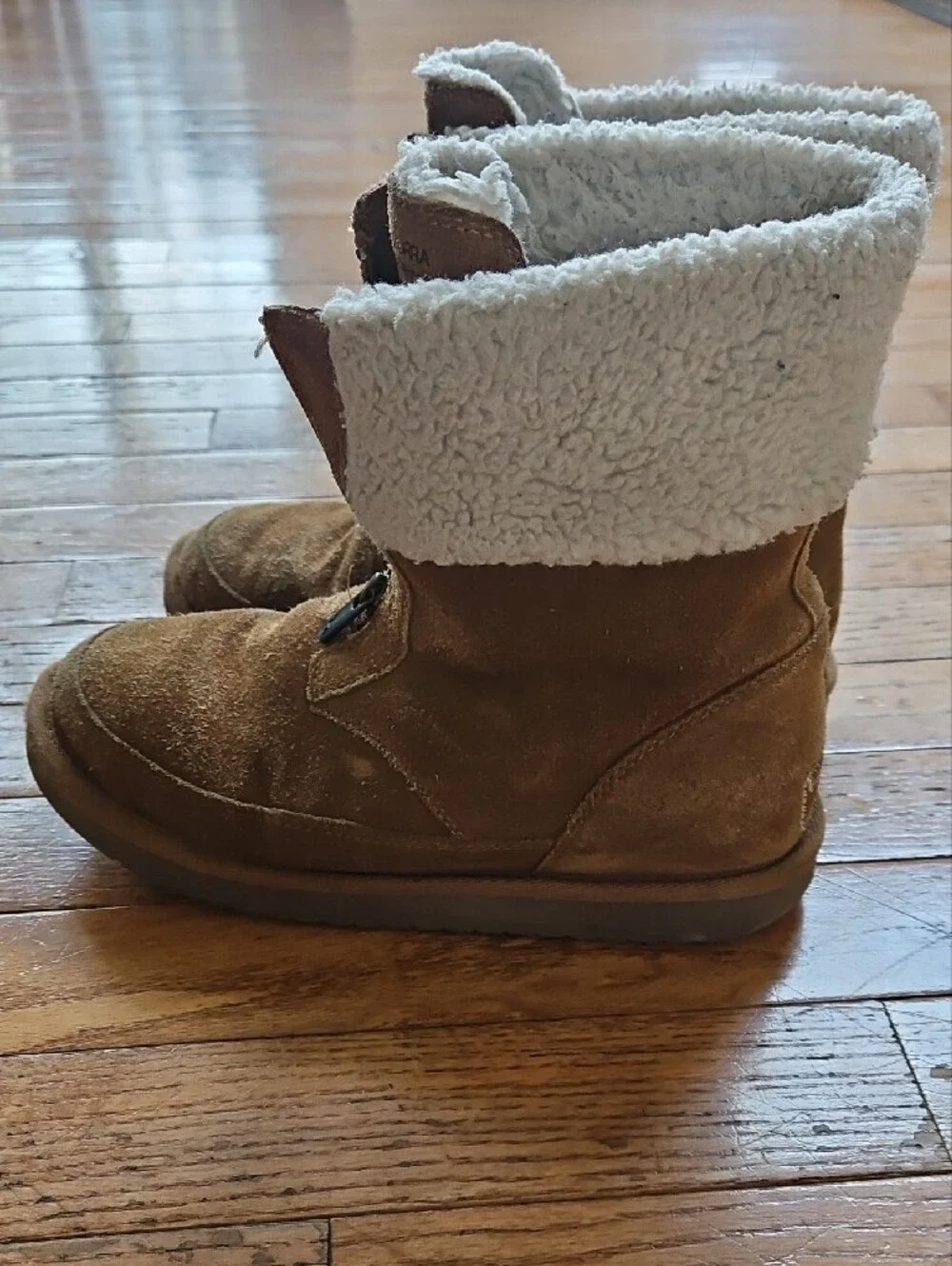 Koolaburra Tan Suede Shearling-Cuff Zip Winter Booties